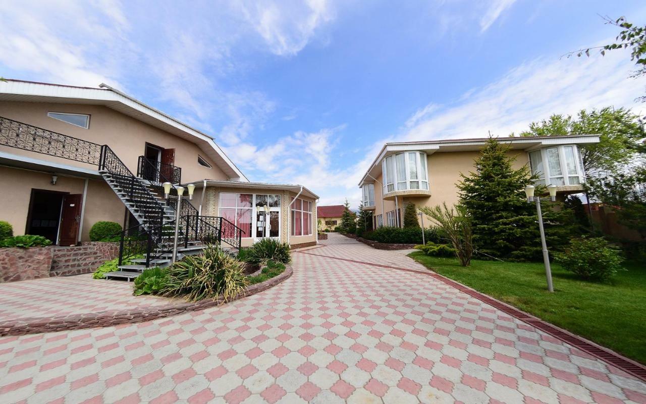 Zlata Inn Tamchy Exteriér fotografie